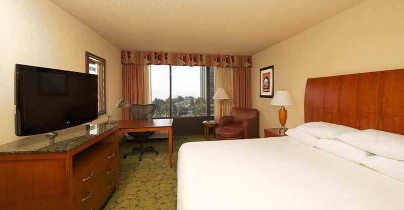 Hilton Garden Inn San Francisco/Oakland Bay Bridge Emeryville Esterno foto