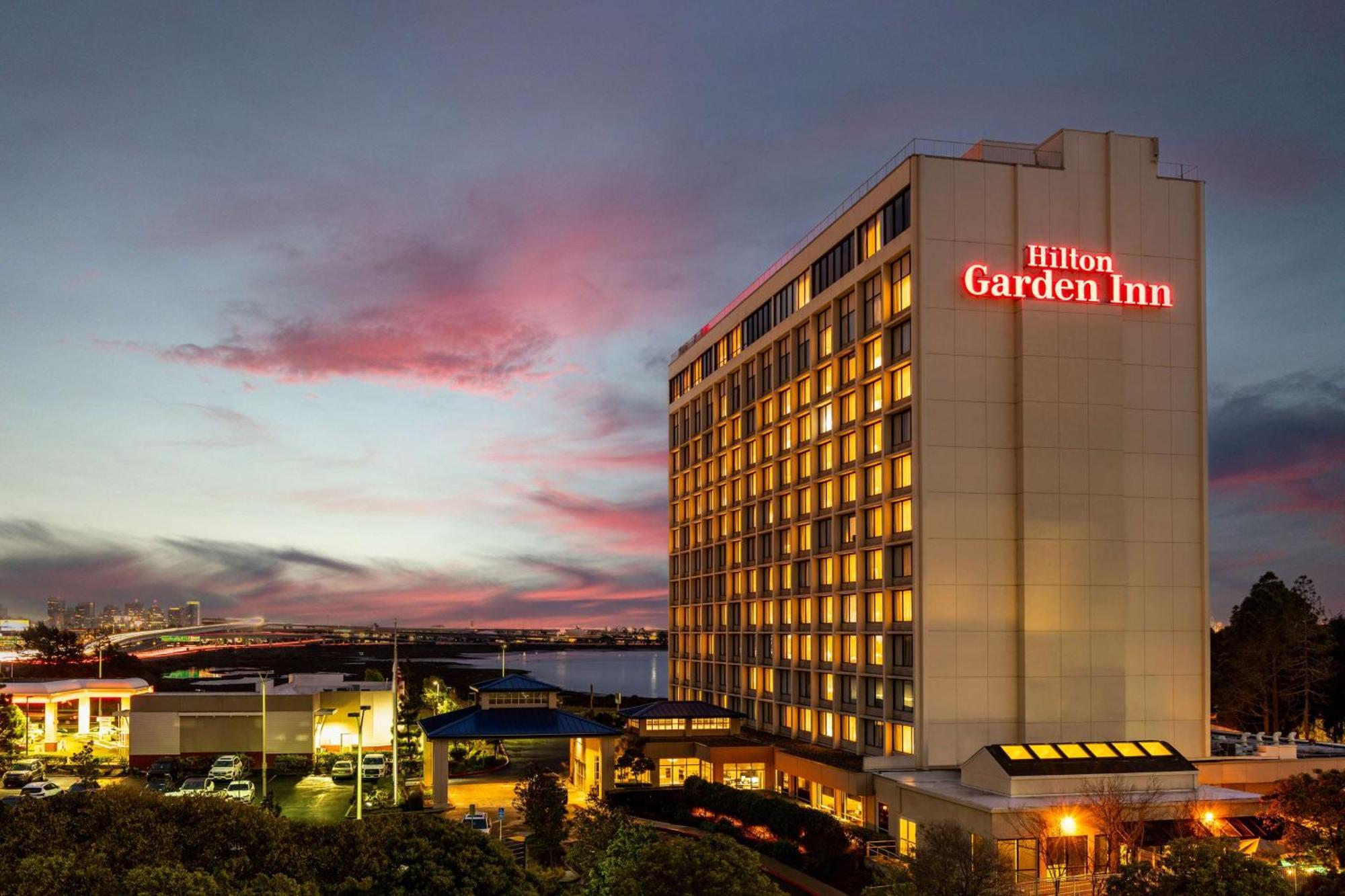 Hilton Garden Inn San Francisco/Oakland Bay Bridge Emeryville Esterno foto