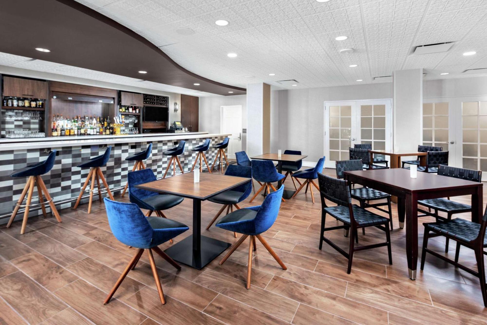 Hilton Garden Inn San Francisco/Oakland Bay Bridge Emeryville Esterno foto